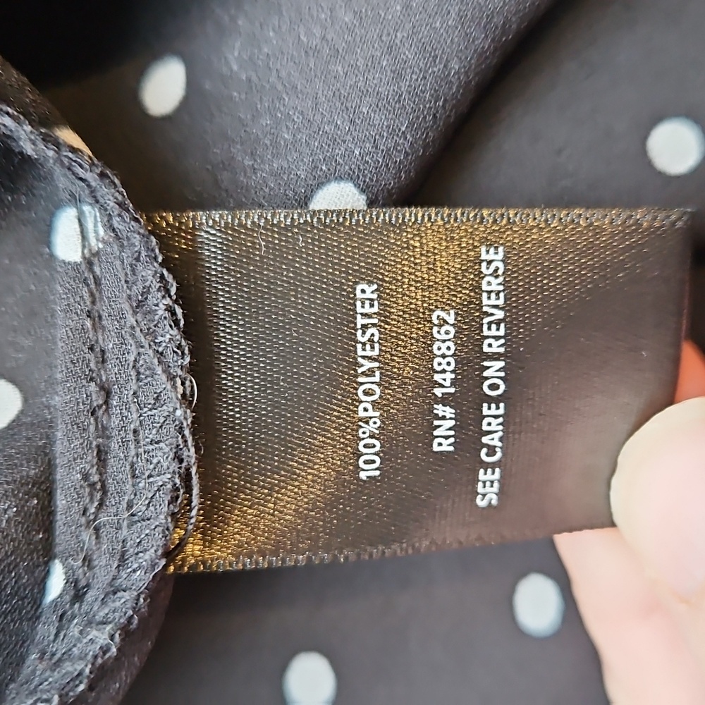 Torrid Black and White Polka Dot Blouse 6 - Picture 5 of 6
